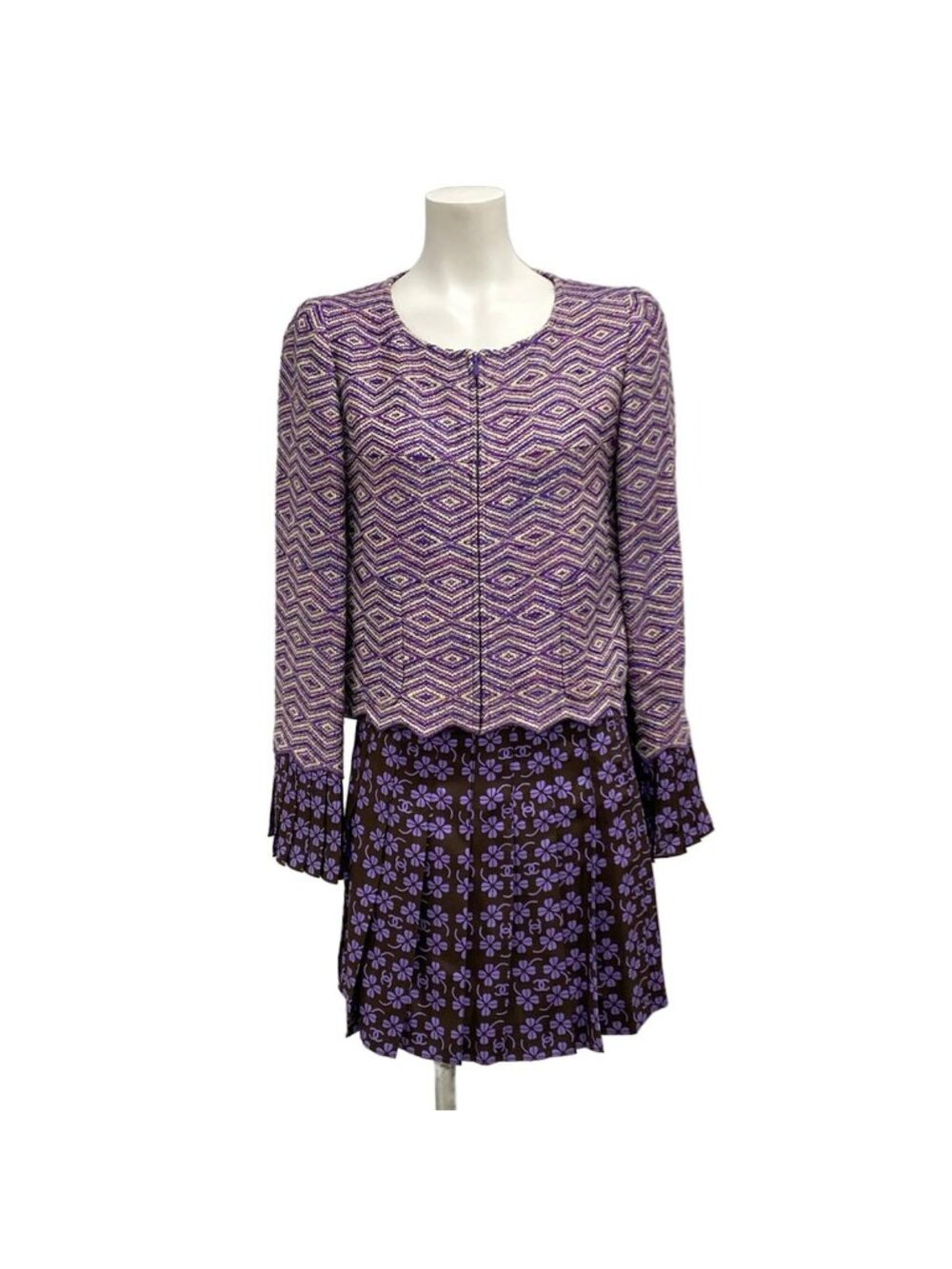 Chanel Skirt Suit Dark Brown Purple Clover CC Logo Pleats Set Wool